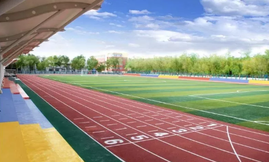 五接九年制学校明年3月开工，计划与优质教育集团合作，规模或调整